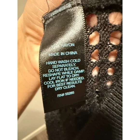 Banana Republic Black Mesh Knit Top Women's Size Small - Picture 3 of 9